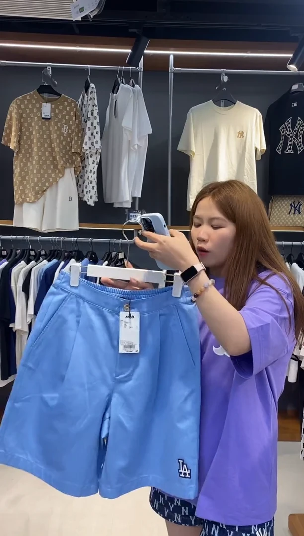 浅蓝色大短裤s码