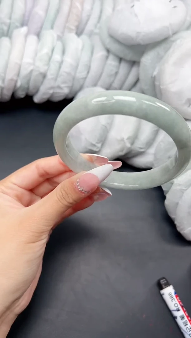 精品手镯，一物一拍E-003