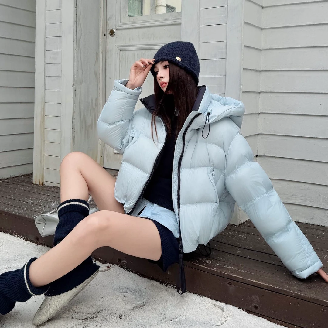 撞色百搭新国标时尚90%连帽女款羽绒服