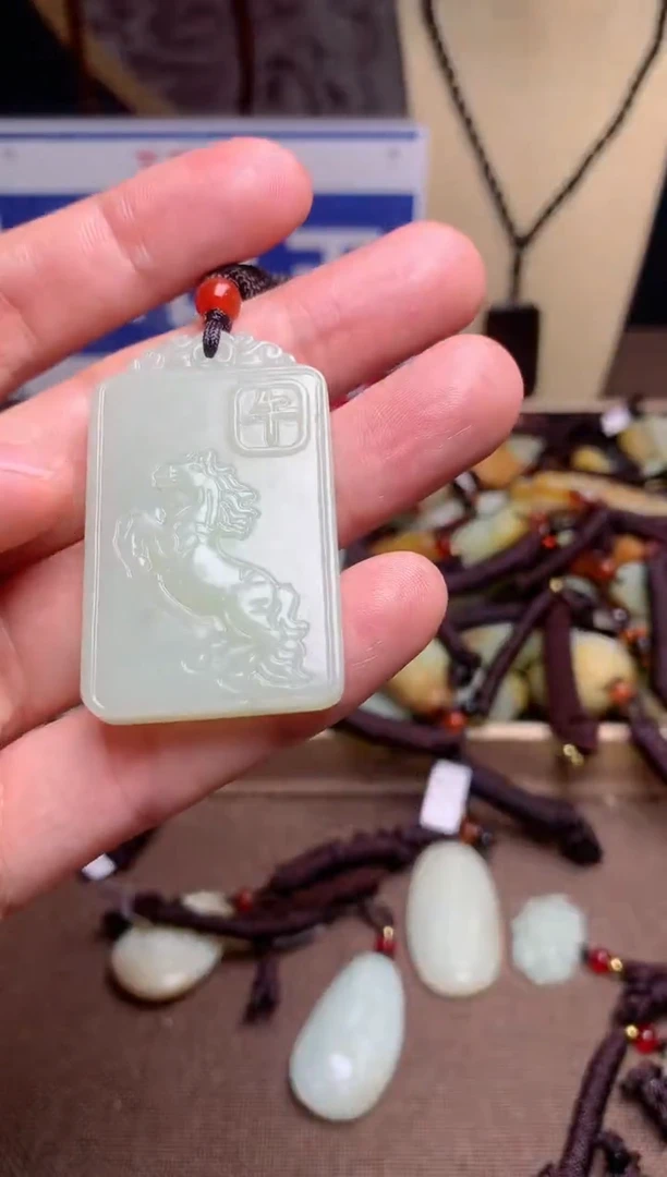 【闪购商品】和田玉颈饰未镶嵌1