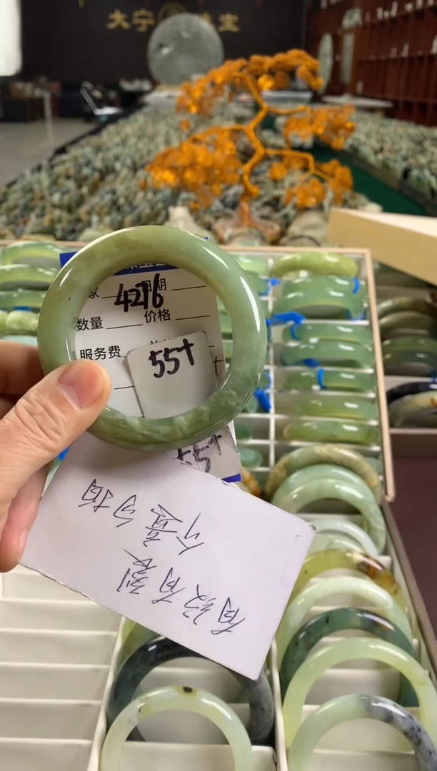 未镶嵌蛇纹石玉手镯4276