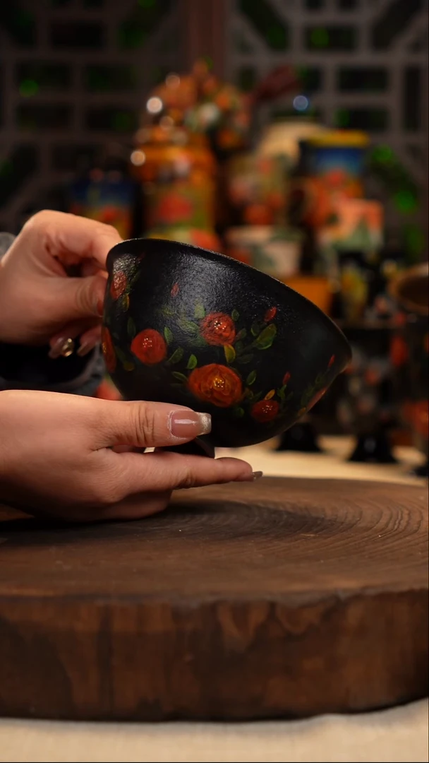 油画    釉下彩   杯子