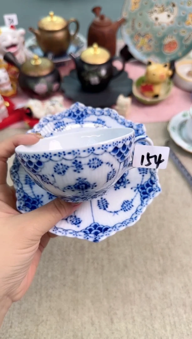 瓷片泡泡家的瓷器真好看