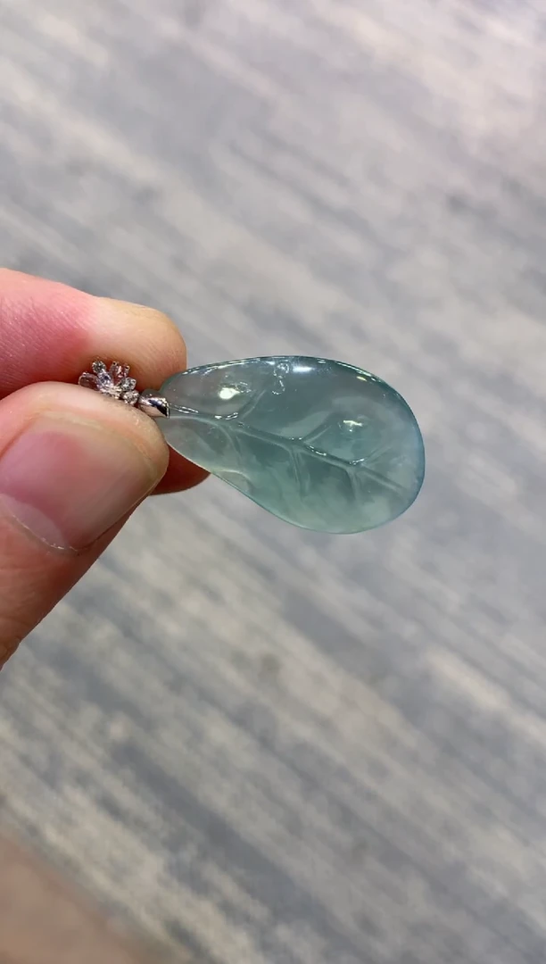 颈饰未镶嵌翡翠天然A货翡翠