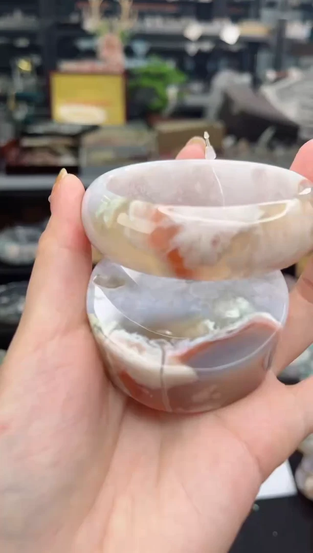 【闪购商品】石英质玉手镯未镶嵌57圈口（赠品镯心）3570154