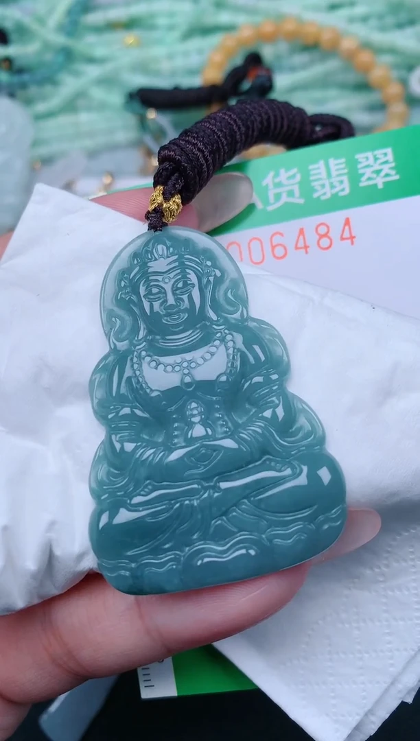 翡翠未镶嵌颈饰.0006484