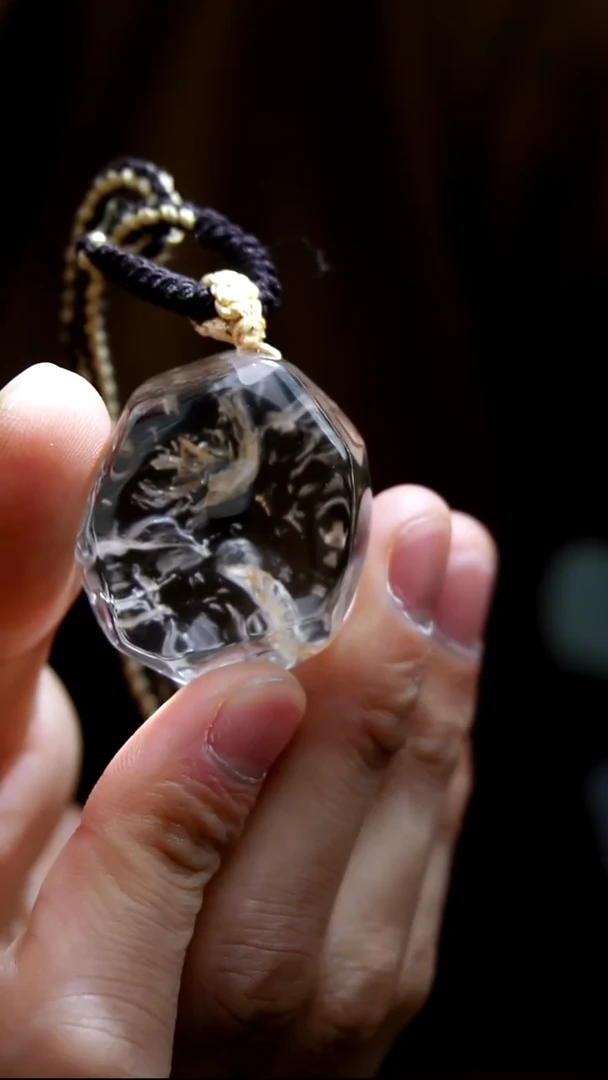 吊坠(赠链)未镶嵌水晶水晶