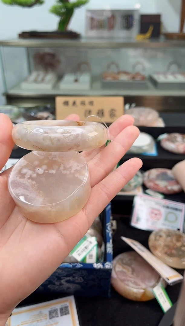 未镶嵌手镯石英质玉56圈口（赠品镯心）1648255