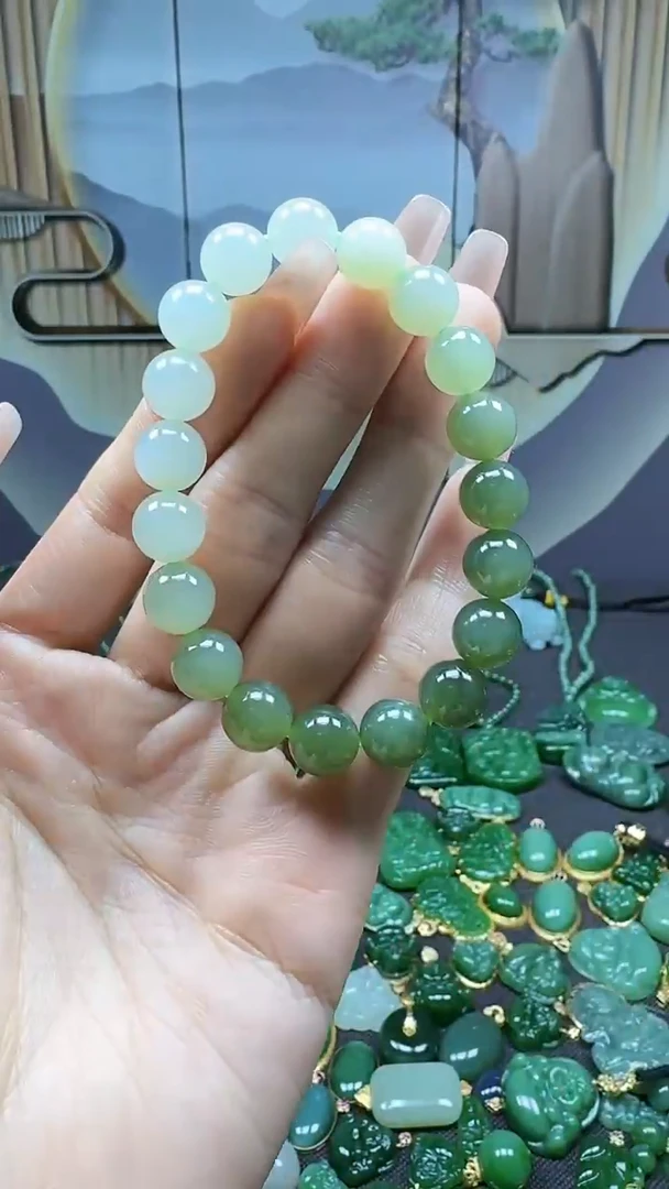 【闪购商品】和田玉挂件未镶嵌9+