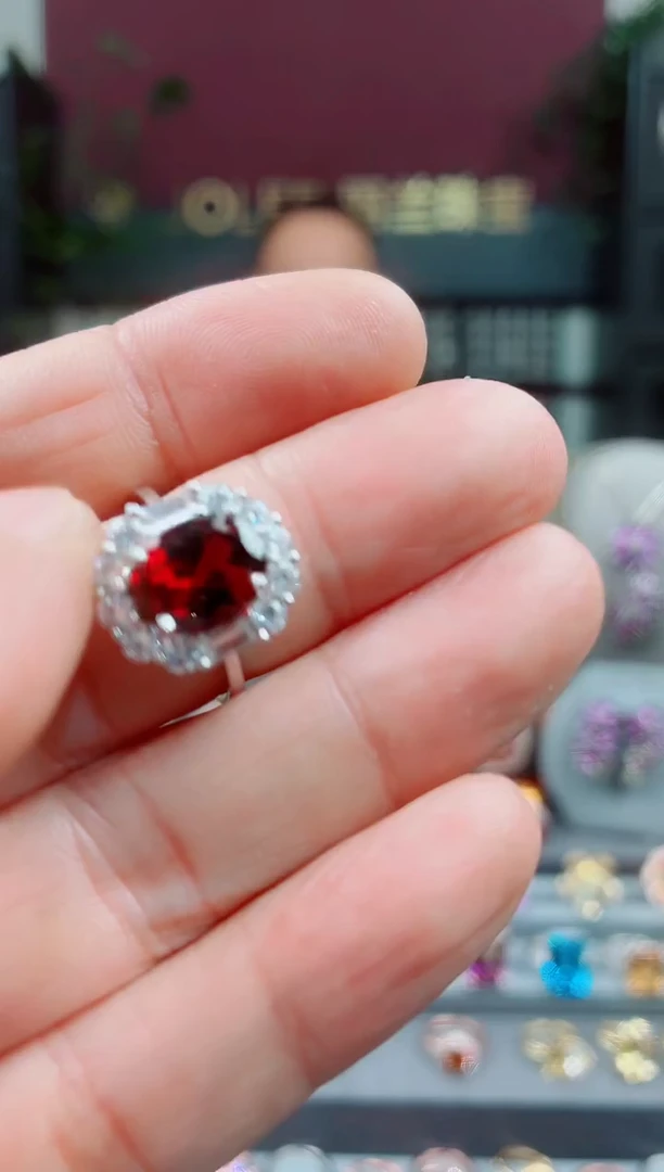 银S925镶嵌吊坠石榴石如**画石榴石戒指18#