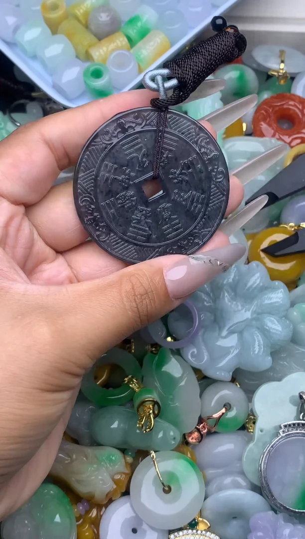 翡翠未镶嵌颈饰天然缅甸翡翠吊坠