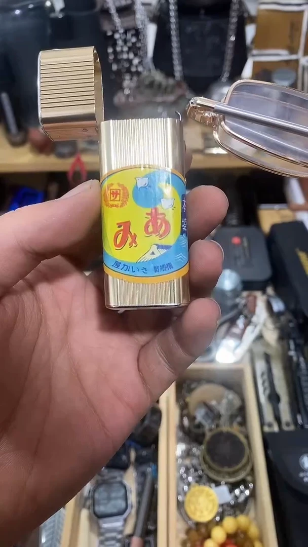 瓷片闪购商品  如图所示
