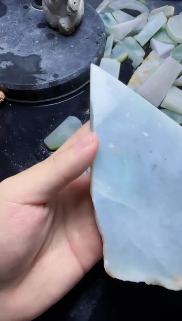 【闪购商品】翡翠颈饰未镶嵌084天然A货翡翠