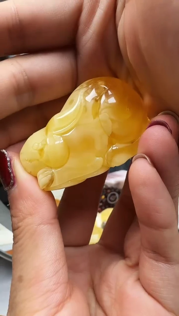 【闪购商品】琥珀裸石未镶嵌挂坠