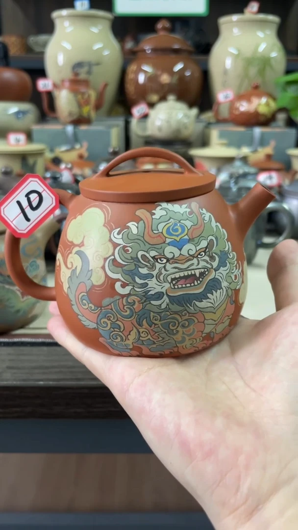 晓****）建水紫陶李雨蔓老师多道刻填壶