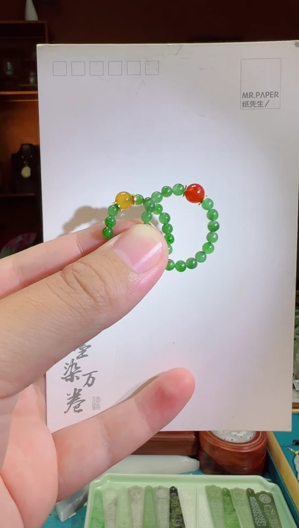 未镶嵌手镯和田玉苹果绿4
