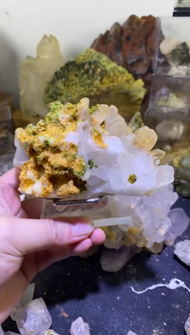 未镶嵌珠宝半成品水晶37号240g四川美姑超七花园水晶