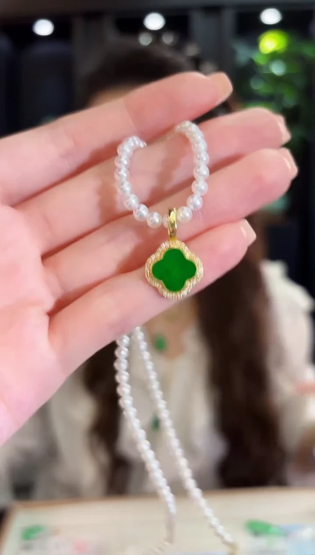 吊坠(不含链)未镶嵌翡翠缅料A货/多样性发货/一件