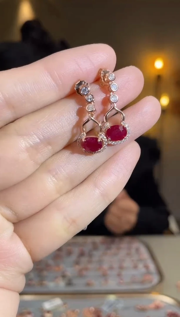 银S925镶嵌耳饰红宝石耳饰