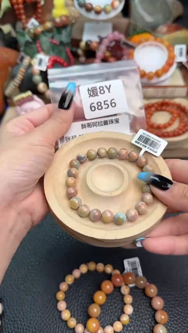 【闪购商品】石英质玉手链未镶嵌8Y6856