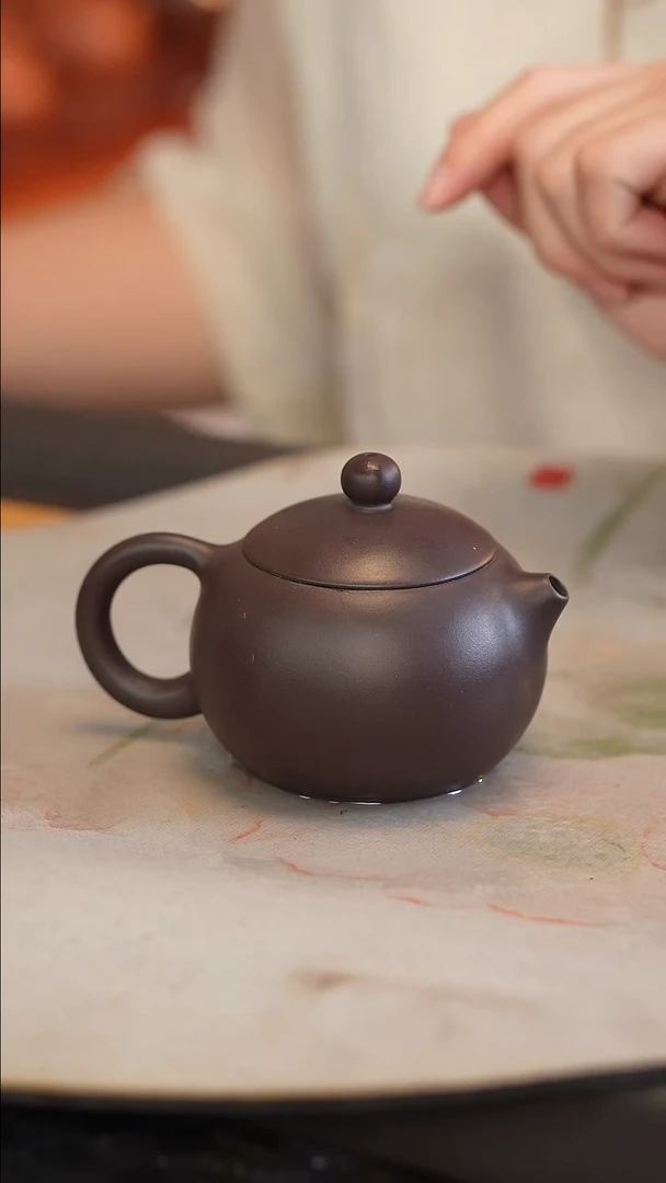 茶壶紫砂西施 半手工 200cc