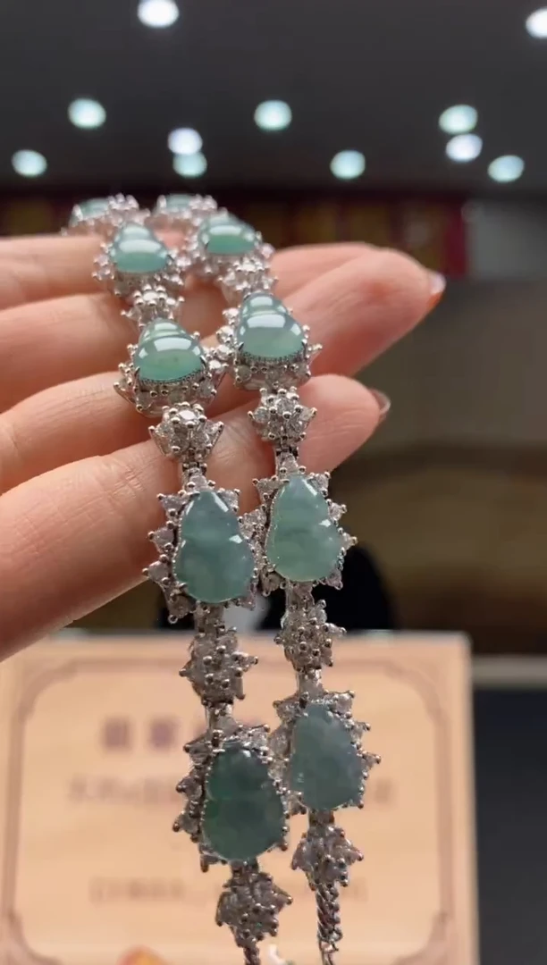 【闪购商品】翡翠颈饰未镶嵌多样性发货【只发一件】*q19