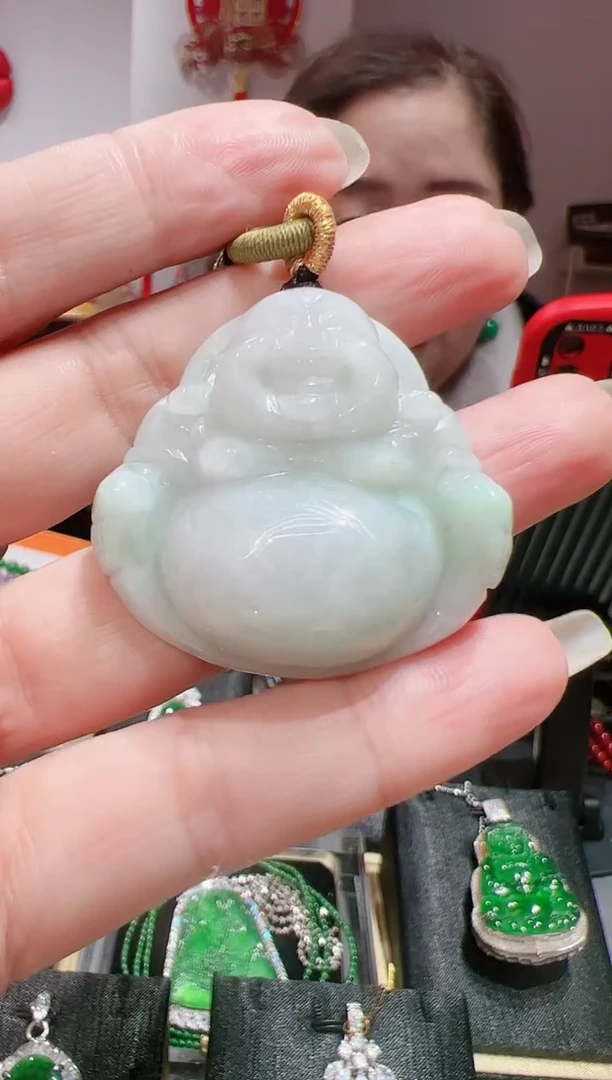 【闪购商品】翡翠颈饰未镶嵌202520656