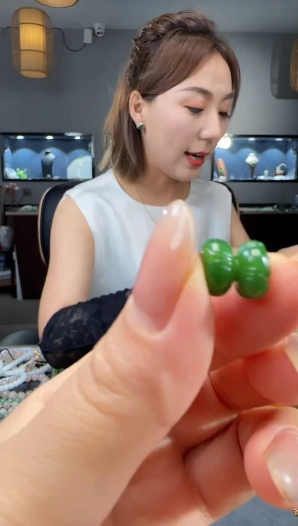 和田玉未镶嵌吊坠(不含链)1