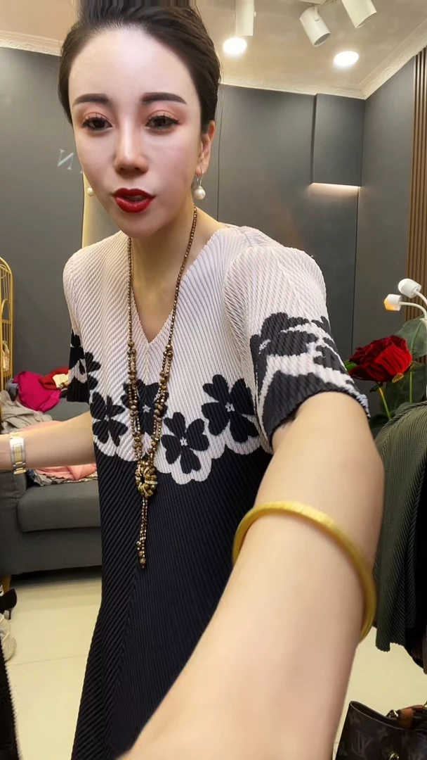 聚酯纤维（涤纶）山茶花