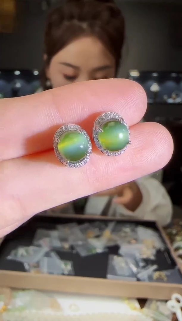 和田玉银S925镶嵌耳饰1