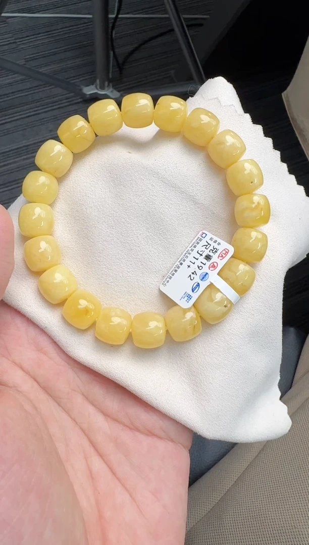 未镶嵌琥珀手串小*?蜜蜡手串瑕疵
