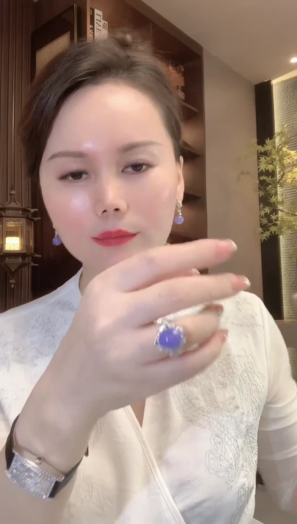 吊坠(不含链)18K金镶嵌翡翠C83 紫货有一定色差