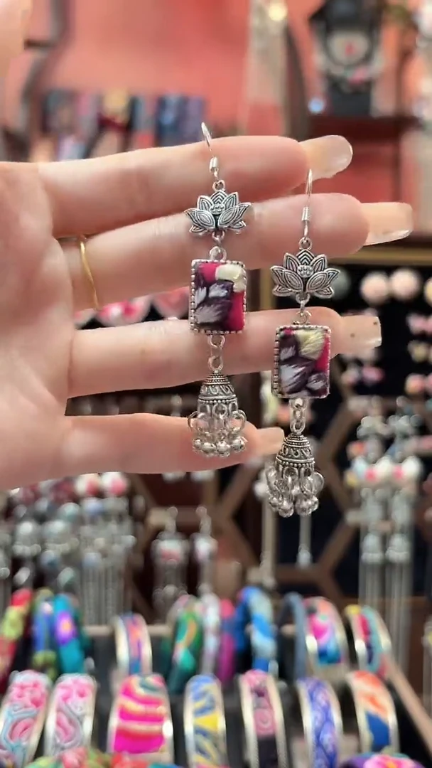 织绣 云织谣民族风精美饰品   323