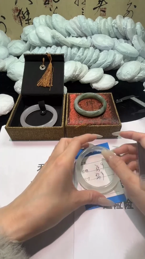 非金属仿水晶白月光