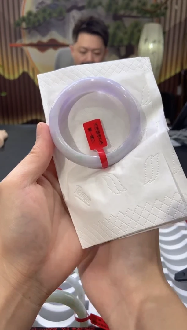 翡翠手镯未镶嵌多人02680