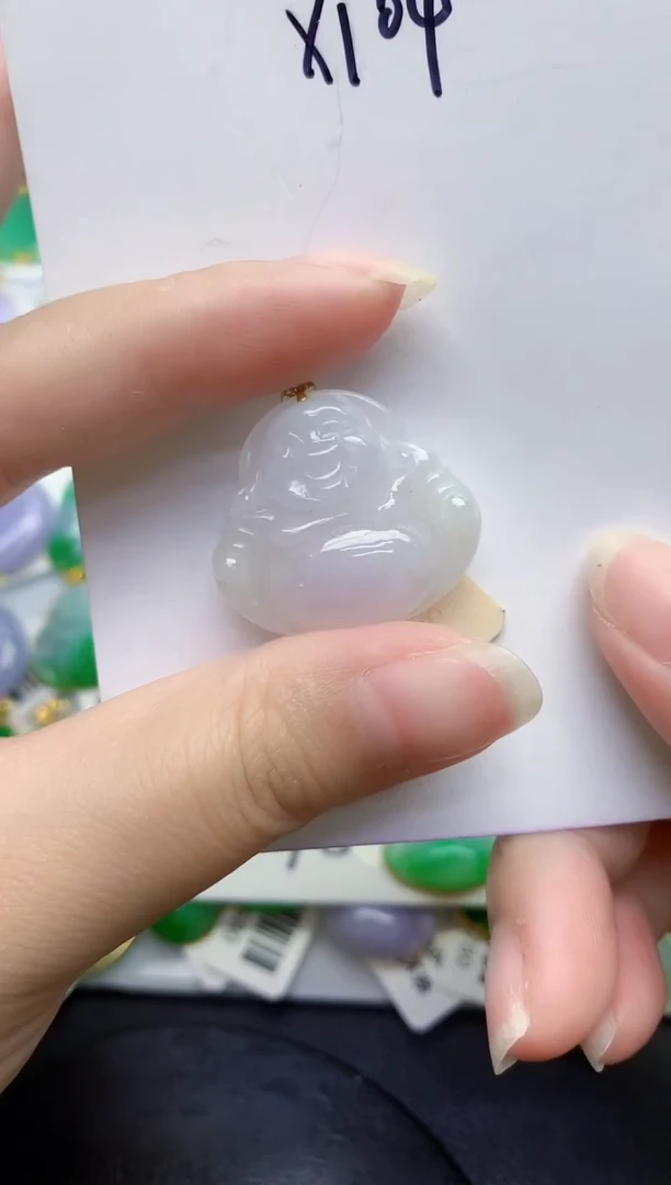 颈饰18K金镶嵌翡翠缅甸天然翡翠A货