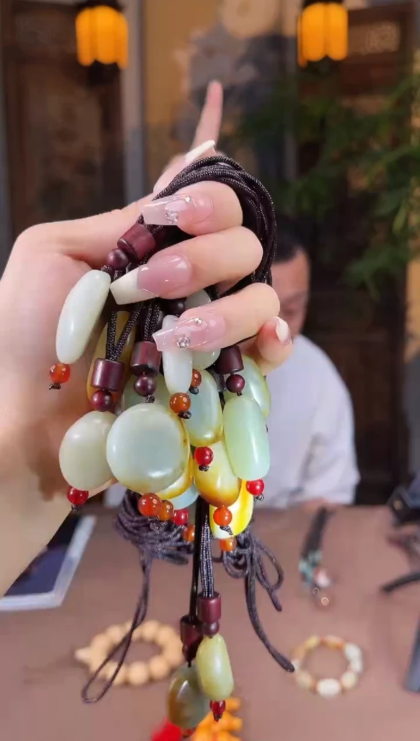 和田玉未镶嵌颈饰s105