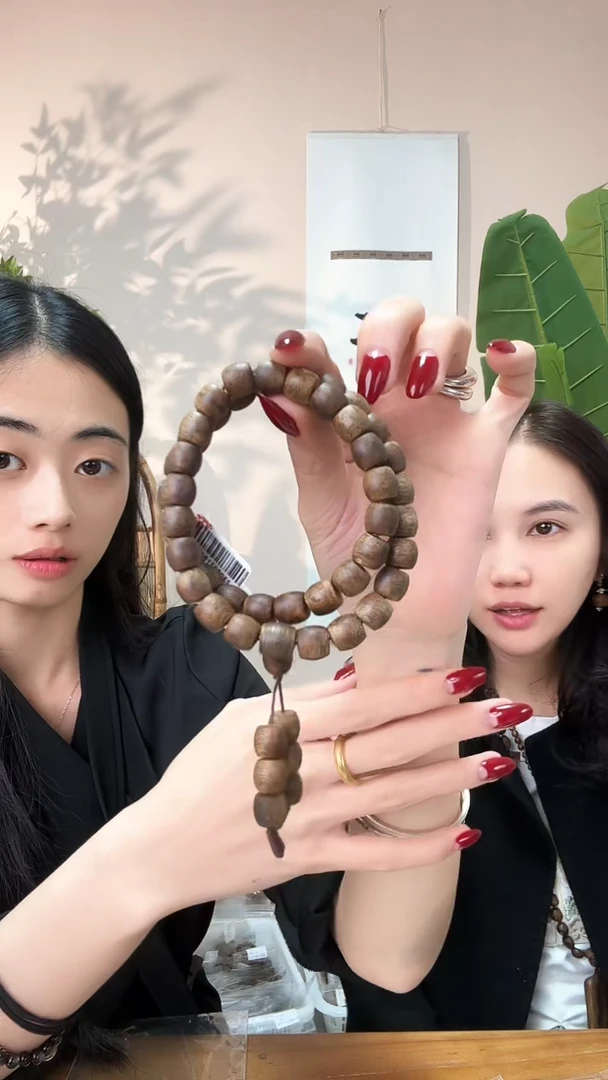 【闪购商品】沉香手串0.9鼓珠多样性发其一16g