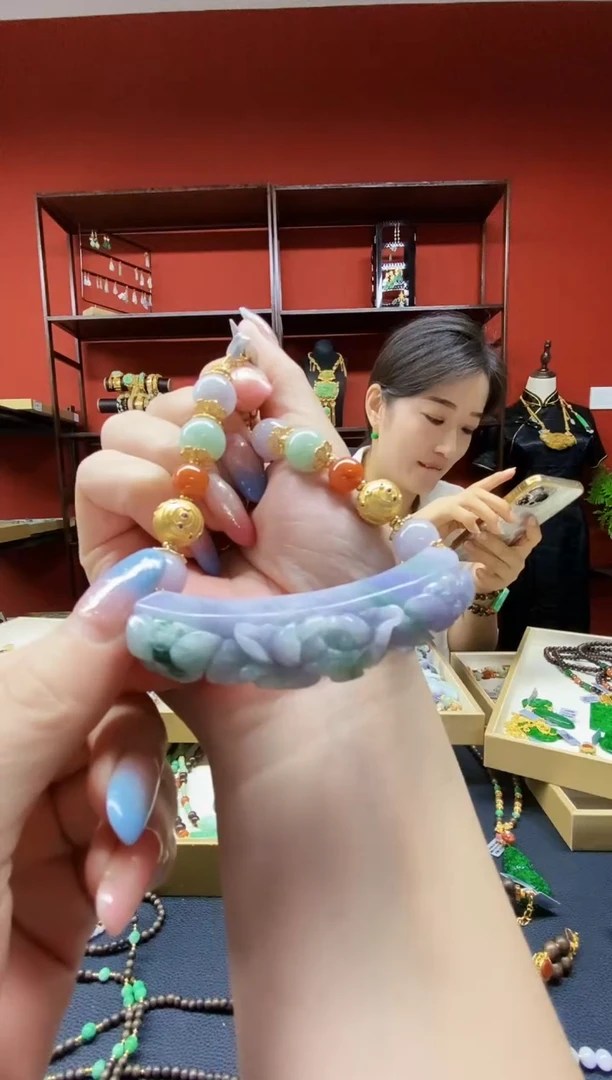 颈饰未镶嵌翡翠翡翠手牌
