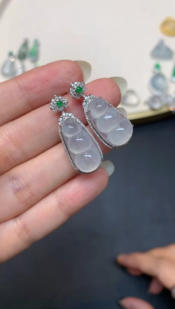 吊坠(不含链)18K金镶嵌翡翠（多样性发一件）S253|4800