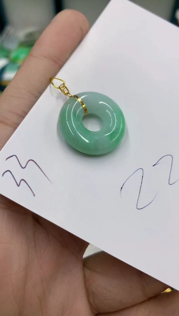 【闪购商品】翡翠颈饰18K金镶嵌号链接11111