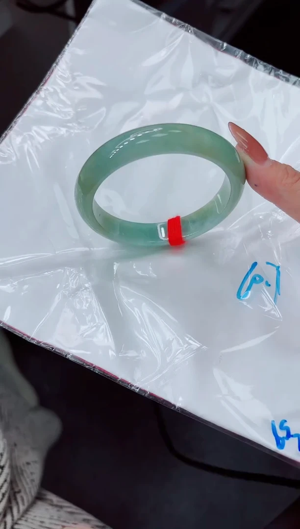 【闪购商品】翡翠手镯未镶嵌0000000000