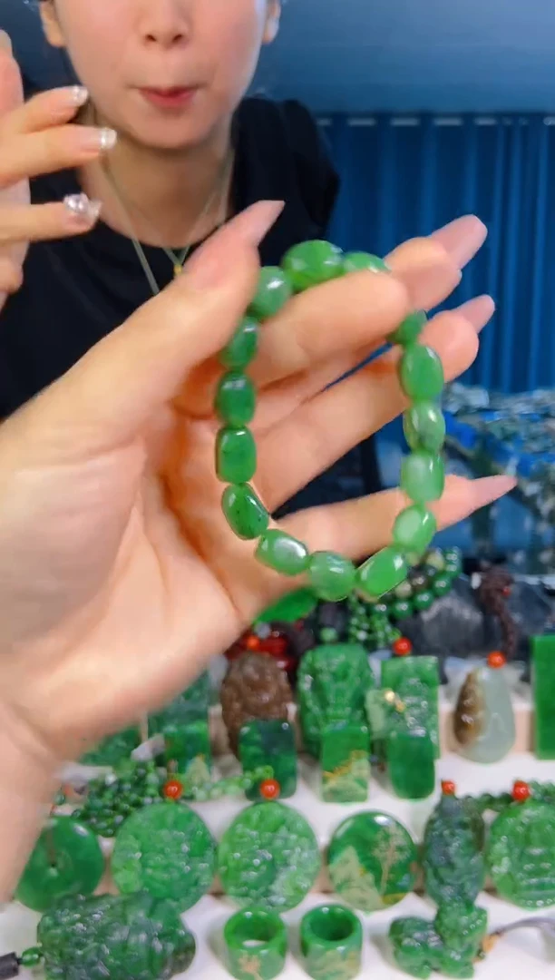 和田玉未镶嵌挂件1