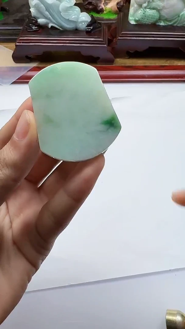 吊坠(不含链)未镶嵌翡翠1