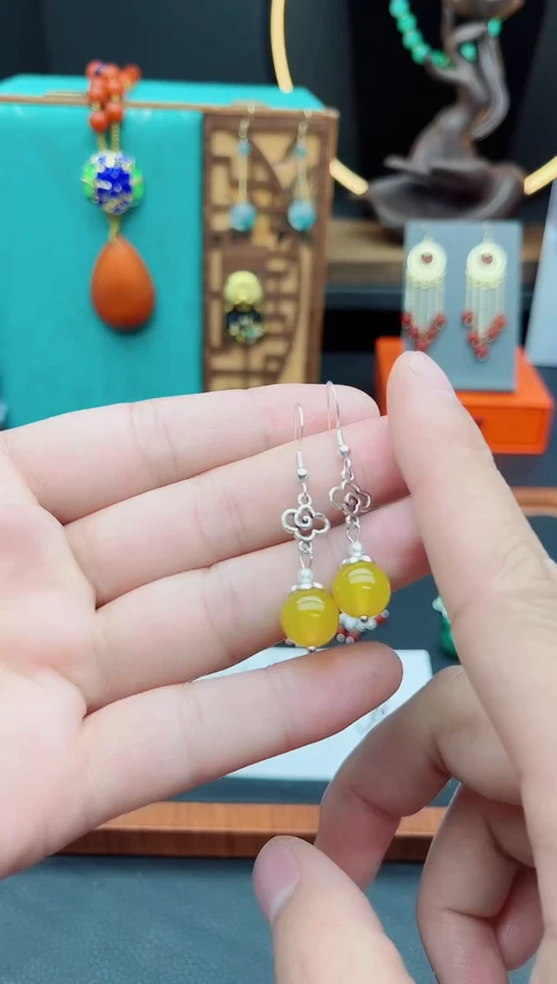 【闪购商品】玛瑙/玉髓耳钉银S925镶嵌702000