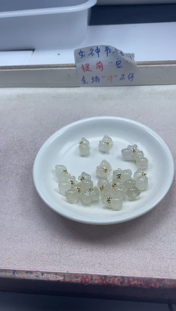 【闪购商品】南红玛瑙颈饰银S800镶嵌x218荔枝冻小熊*2个