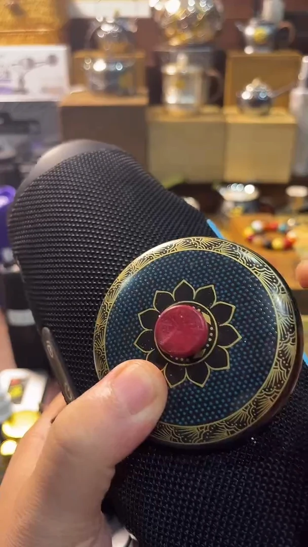瓷片闪购商品 如图所示
