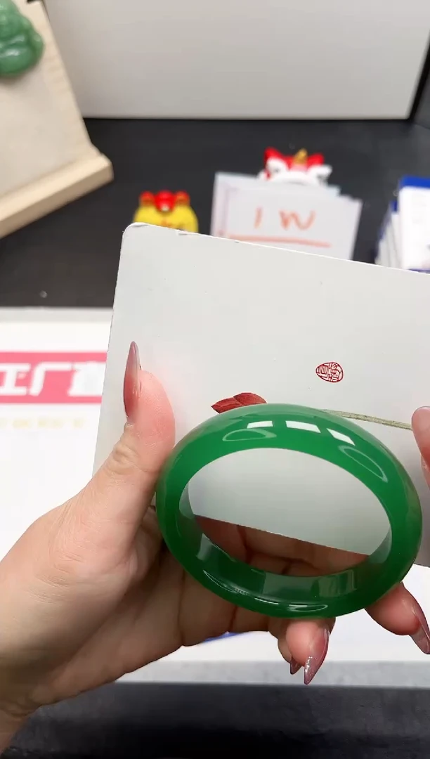 【闪购商品】石英质玉手镯合金44-58