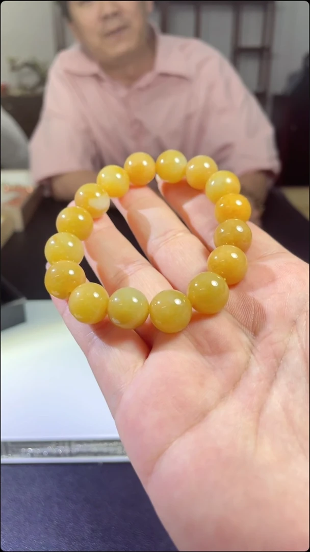 定制翡翠未镶嵌手串