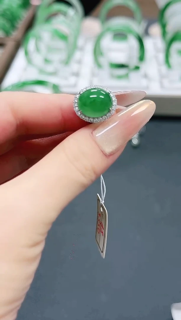 未镶嵌1石英质玉（非洲翠）/5687